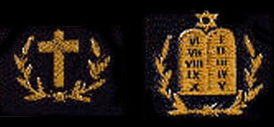  סמלים דתיים במדי חיל הנחתים של צבא ארה״ב, 1943. 