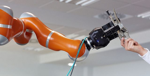 רובוט, זרוע רובוטית