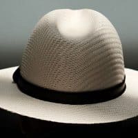 כובע מרחף
