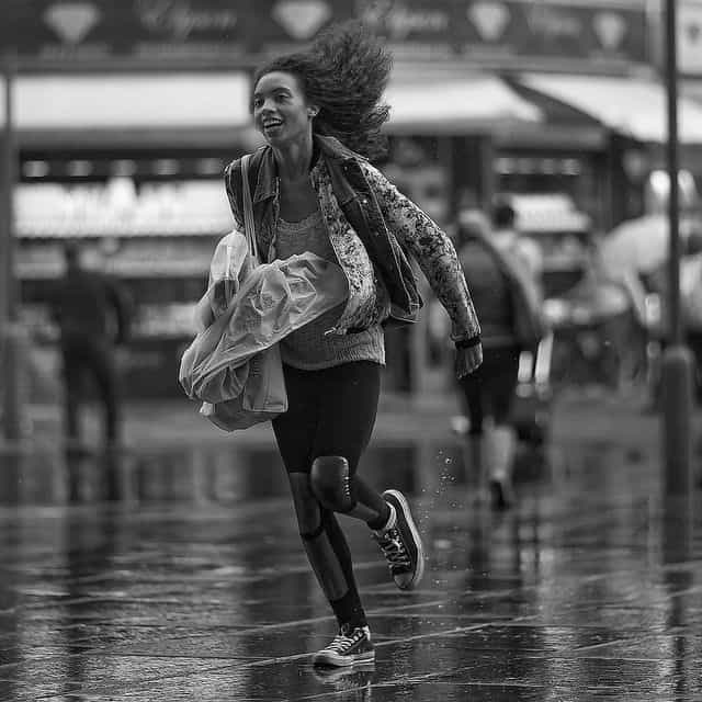 גשם, לרוץ בגשם, רחוב
