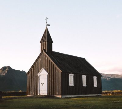 כנסייה, איסלנד