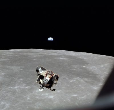אפולו 11, ירח, כדור הארץ