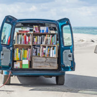 ספרייה ניידת, חוף, יפן, איש, כלב